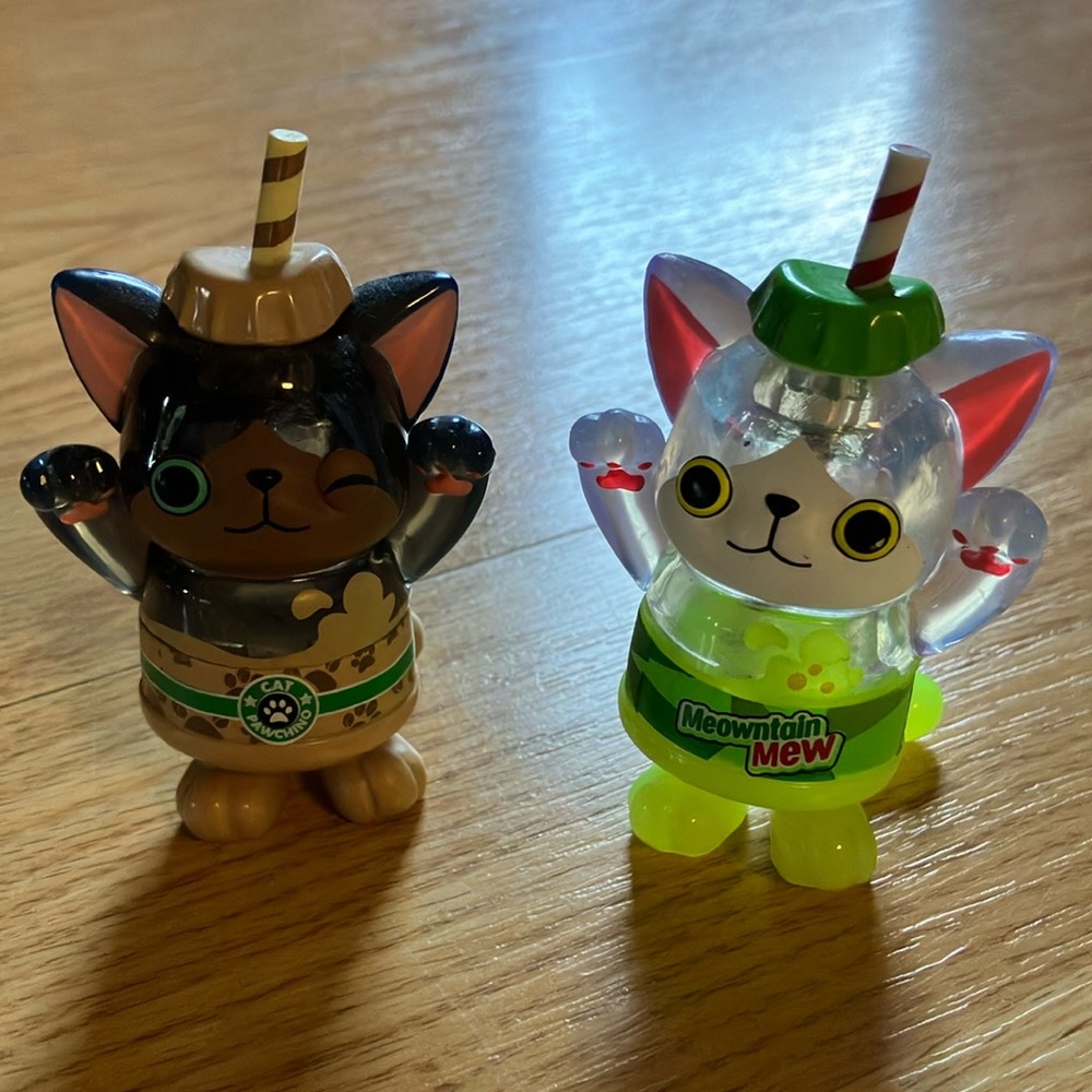 Cat Figurine Set - Black and Green